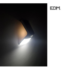 SOLAR WALL LIGHT 3.5W 430LM WHITE