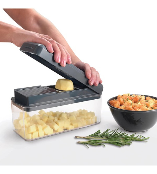 VEGETABLE CUTTER  SLICER & GRATER METALTEX
