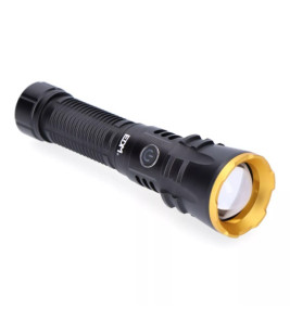 LONG RANGE RECHARGEABLE FLASHLIGHT WOLF PRO