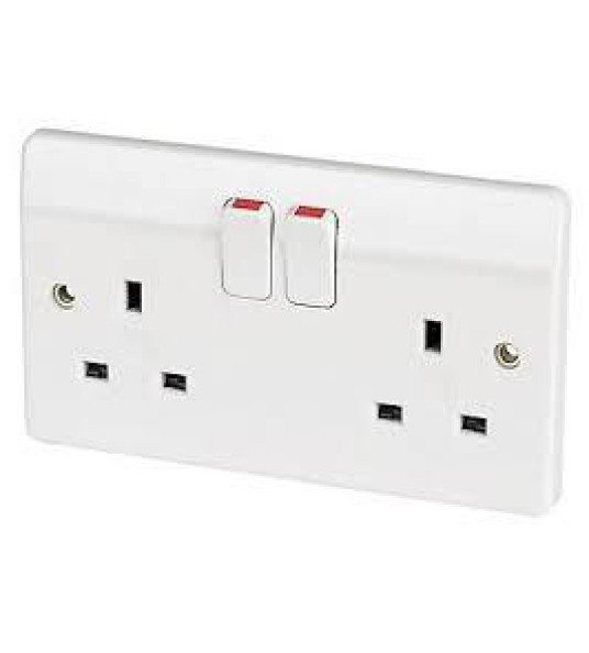 SOCKET OUTLET 13A 2G MK LOGIC PLUS