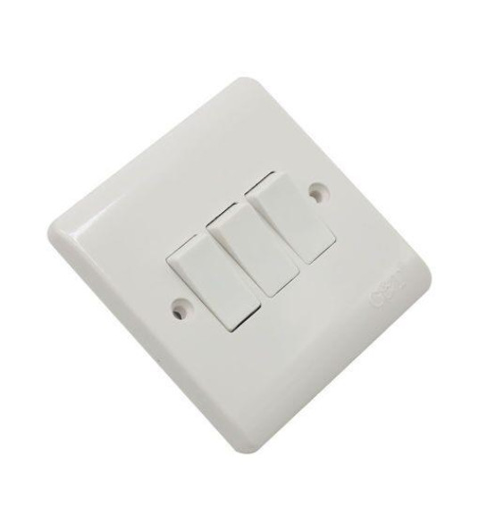 SWITCH 10A 3 GANG 2 WAY A&T