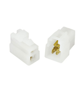 3-WAY MALE-FEMALE SPADE CONNECTOR 3-WAY MALE-FEMALE SPADE CONNECTOR